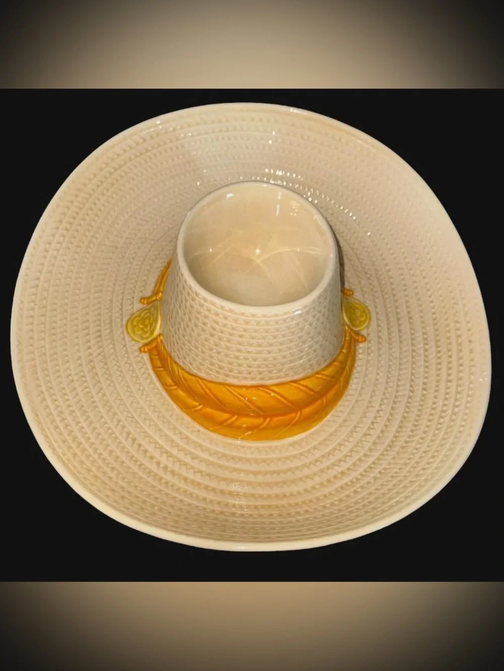 Vintage Metlox California Pottery Sombrero Chip and Dip Bowl “Poppytrail”